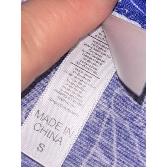 Lularoe women’s blue dinosaur classic t-shirt (size small) - Picture 5 of 7